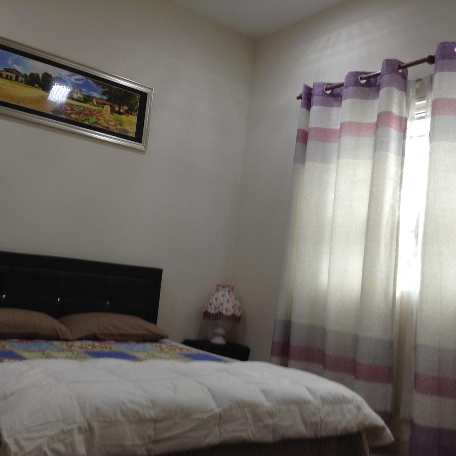 Kenanga Homestay Nilai Extérieur photo